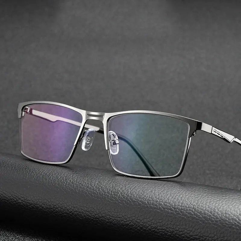 VisionMax - Fashionable Metal Business Glasses urb-x-gear